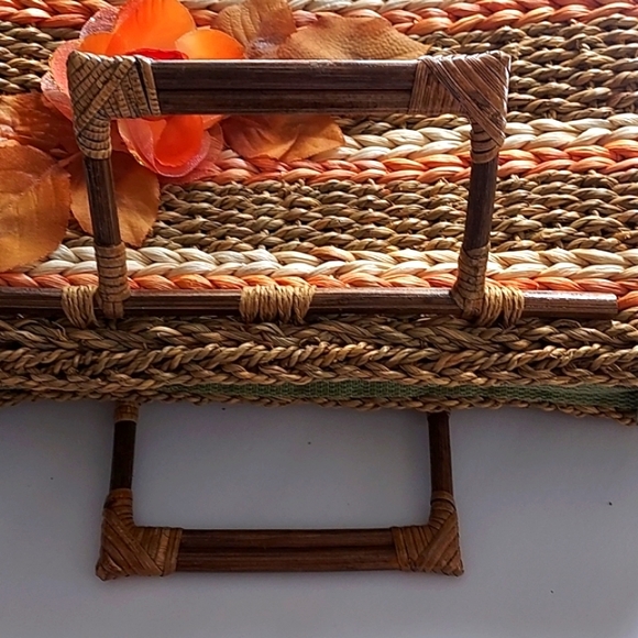 HANDBAG Straw with Wooden Handles - Picture 6 of 6